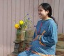pregnant-gal-sitting